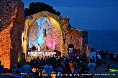 [url]http://www.fiestalonia.com/musicaclasica.html[/url]<br />vk: http://vk.com/fiestalonia<br />http://www.youtube.com/watch?v=3QVhTZOTUHA]